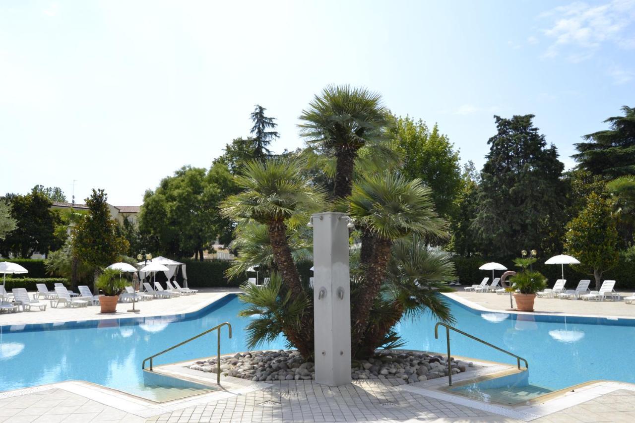 Hotel Internazionale Terme Abano Terme Exterior foto
