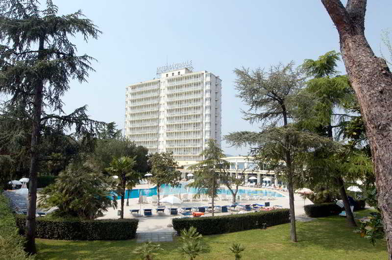 Hotel Internazionale Terme Abano Terme Exterior foto